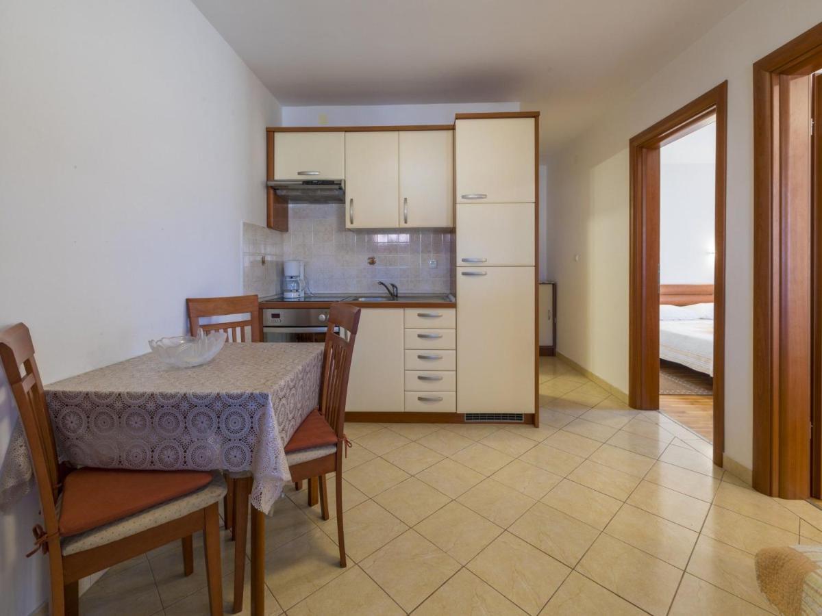 Apartments Dino Crikvenica Exterior foto